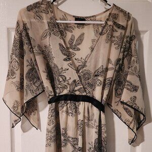 Women's plus size Torrid kimono top size 2